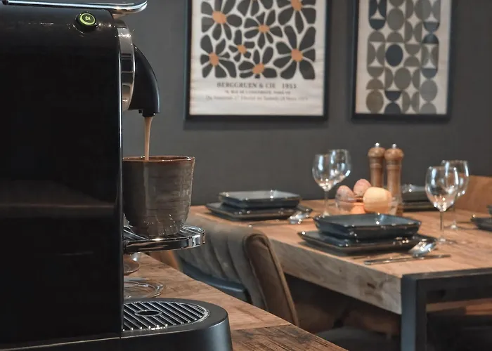 Modernes Im Erdgeschoss 아파트 *